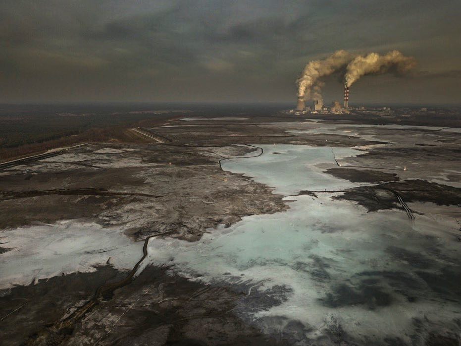 One of the ash pits from Belchatów coal plant. Contrary to what you’d expect this plant is being upgraded and upgraded in recent years. Its the largest coal plant in Europe and the 5th in the world. The impact on the landscape in this area is immense #coal #openpitmine #airpollution #drone #dronealism
